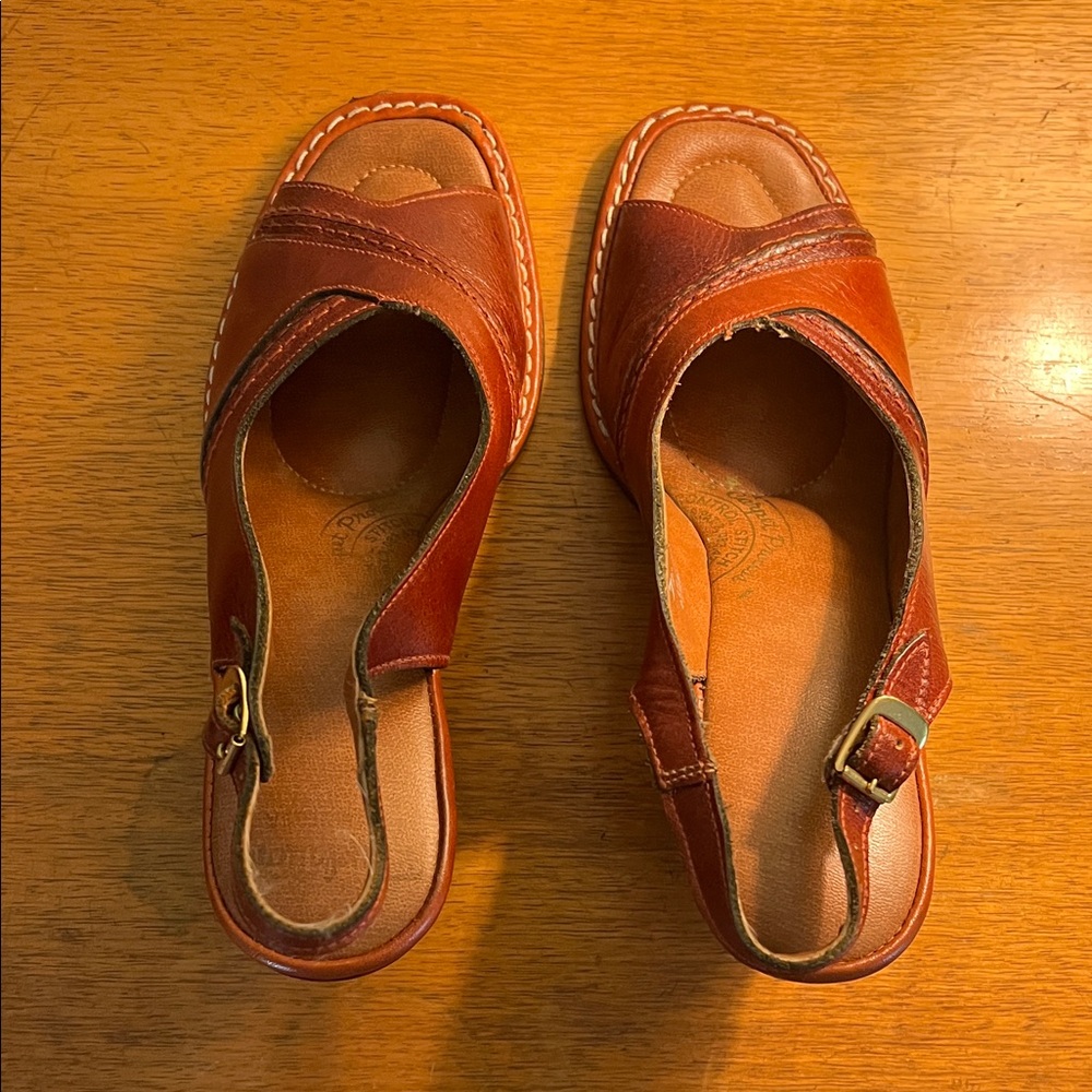 Open-Toe Slingback Sandals in Red - Picture 9 of 12